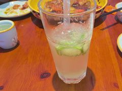 -休记光头香辣蟹干锅(绵竹店)