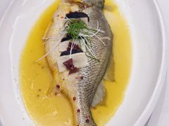 -榕树下海鲜馆(坪山路店)