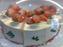 草莓糯米奥利奥奶油蛋糕-ADO KAFE(大学城店)