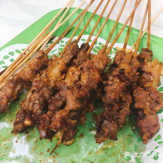 新疆美味羊肉烧烤(心海州店)