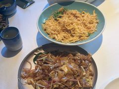 -八府香鸭·啫啫煲(华山路店)