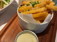 -阿妮叶李(光谷世界城店)