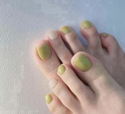 -悦指间美甲美睫