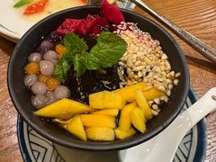 -云海肴·汽锅鸡·云南菜(天山百盛优客店)