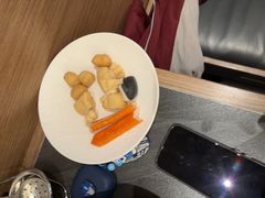 -牛YO寿喜烧·铁板烧和牛火锅自助(市府恒隆店)