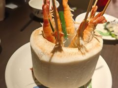 -大头虾越式风味餐厅(光明广场店)