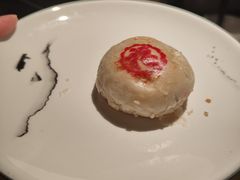 蟹壳黄-吴越荣记苏州菜·松鼠桂鱼(月光码头店)