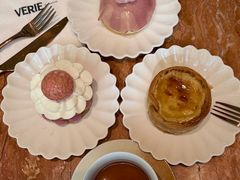 -VERIE BAKEHOUSE