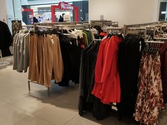 -H&M(鹏欣水游城店)