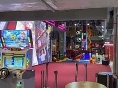 -嗨翻Hi-Fun竞技主题乐园·蹦床亲子生日轰趴(国光1937店)