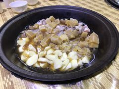 -粘豆包柴火铁锅炖