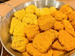 -BHC炸鸡(明洞总店)