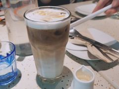 -必胜客(WOW中心城店)