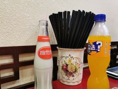 -金杨拉面王小吃面馆·牛三宝面·红烧牛肉粉