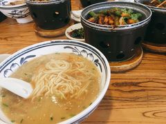 干锅牛蛙面-霸道川面馆(张江店)