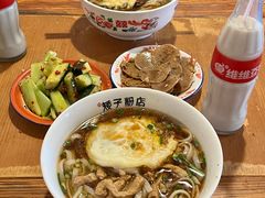 -矮子粉店1985·长沙米粉(湘春路店)