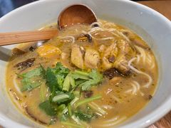 野山菌土鸡米线-云味馆·云南菜·云南米线(沙井华润店)