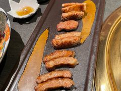 -铭牛烧肉·和牛海鲜自助(高新月牙湖店)