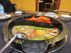 -小志家.鲜牦牛肉牛杂火锅野生菌汤锅