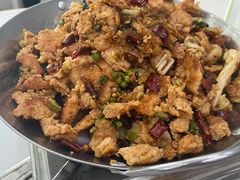 -丹水桥地锅鱼·翘嘴鲌·地方特色全鱼宴(丹江口大坝店)