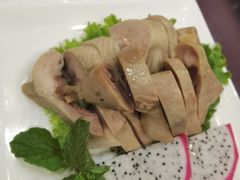 -壹号院音乐餐厅•烤全羊•新疆菜(浐灞店)