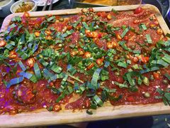 -热火朝天鲜切牛肉火锅(南强街巷店)