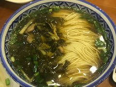-小姜锅贴(凤凰街店)