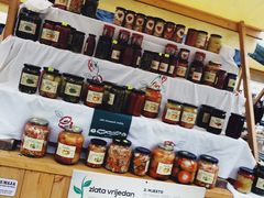 -耶拉契奇总督广场