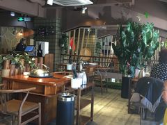 大堂-马路边上·小海鲜烧烤(八一路店)