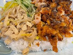 -张秀梅烤肉拌饭脆皮鸡饭