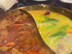 -小天鹅火锅·一线江景洪鼎旗舰店(洪崖洞店)