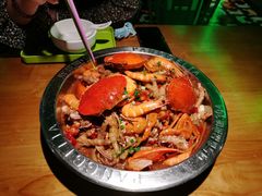 -胖哥俩肉蟹煲(虹口龙之梦店)