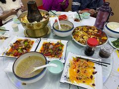 -撒拉人家.酸菜牦牛肉火锅