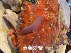 -三亚火车头万人海鲜广场