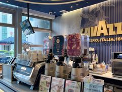 -LAVAZZA拉瓦萨咖啡(中航城君尚购物中心店)