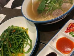 -美奈小馆·越南料理(中航城君尚购物中心店)