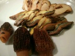 -萨拉伯尔水源素问店·韩国宫廷料理(人民路店)