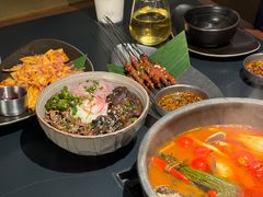 -Ameigo梅果·云贵川bistro(长宁来福士店)
