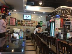 -喜喜烧腊茶餐厅(骆克道店)