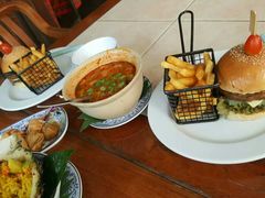 -卷心菜和避孕套餐厅(Pattaya)