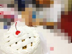 -红宝石·鲜奶小方·海派西点房(金杨店)