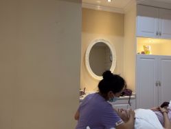 -蕾蕾美颜美容美体