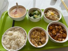 -上海宝宁宝马4S店