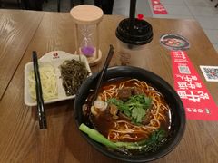 -李先生牛肉面大王(上海站南广场店)