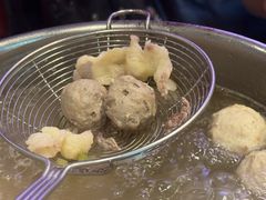 -牛满溢·自助潮汕鲜牛肉火锅(龙汇路店)
