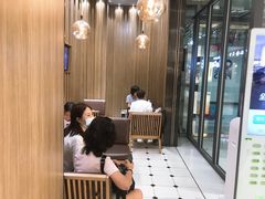 用餐区-CoCo都可(合生汇店)