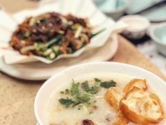 荔湾艇仔粥-点都德(春熙路群光广场店)