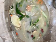 -姚记抚仙湖石锅鱼庄