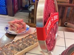 -热火朝天鲜切牛肉火锅(南强街巷店)