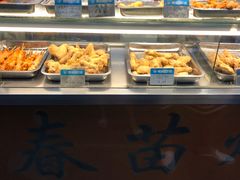 面包甜点陈列柜-春苗炸鸡